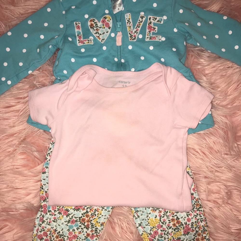 Carter’s 3 pc outfit